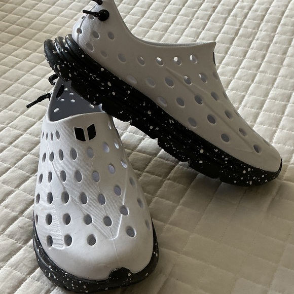 White Perforated Slip-On Shoes - Picture 1 of 5